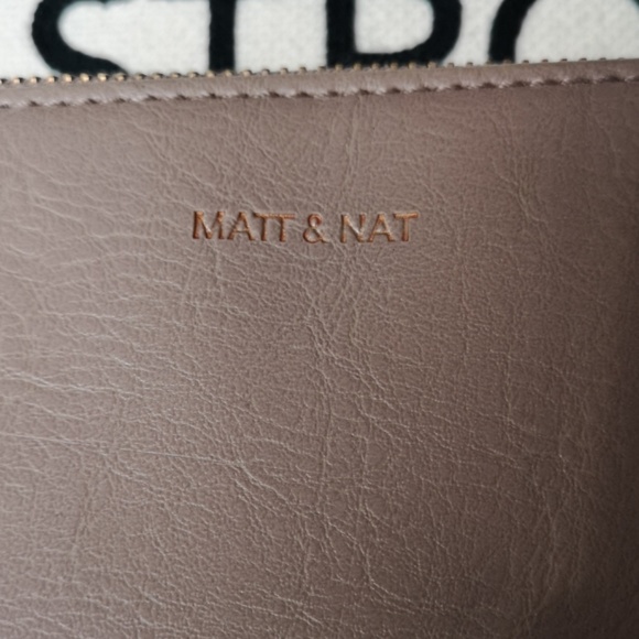 Matt and Nat Purse - Picture 2 of 4